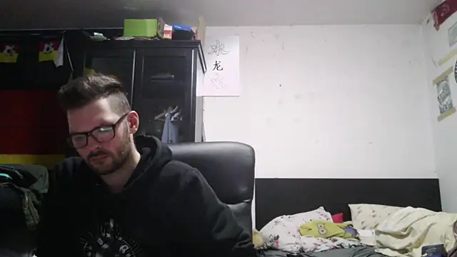 Die-geile-Sau online show from 15, 4, 2026