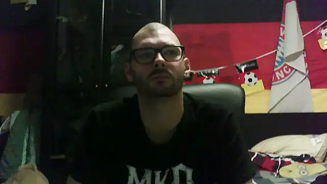 Die-geile-Sau online show from 28, 11, 2025