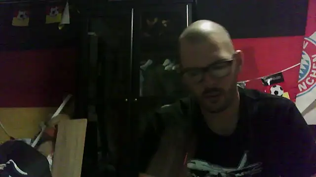 Die-geile-Sau online show from 4, 10, 2025