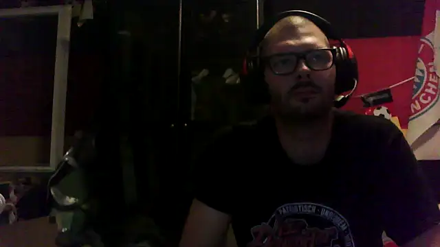 Die-geile-Sau online show from 15, 9, 2025