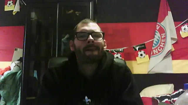 Die-geile-Sau online show from 11, 11, 2025