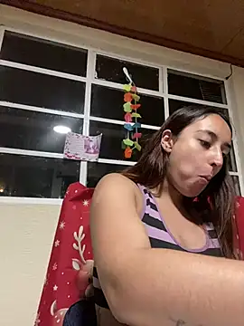 Vaiolet a online show from 12, 12, 2024