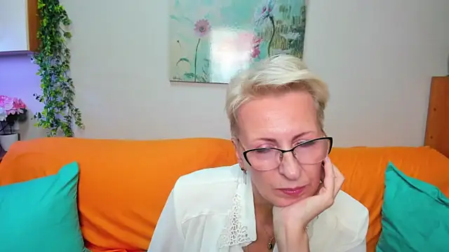 iamyourdream89 online show from 8, 10, 2025