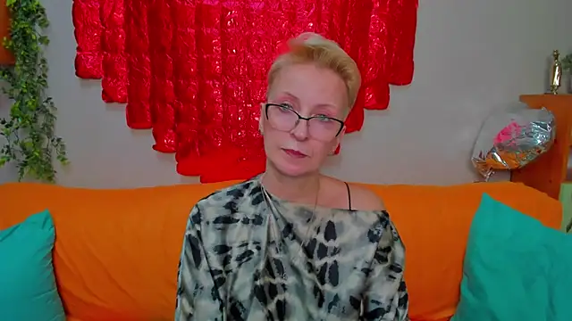 iamyourdream89 online show from 8, 2, 2026