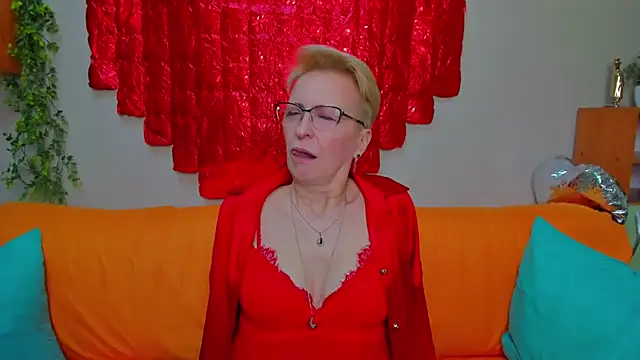 iamyourdream89 online show from 14, 2, 2026