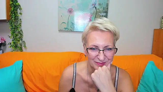 iamyourdream89 online show from 7, 10, 2025