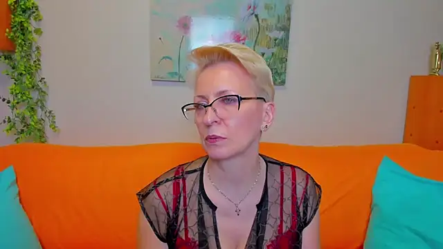 iamyourdream89 online show from 25, 3, 2026