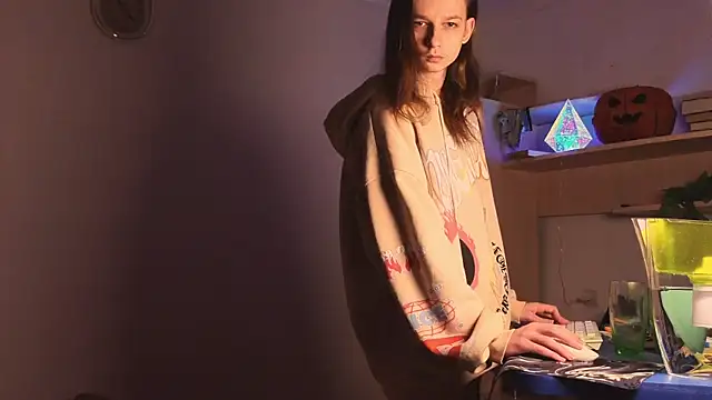 Snapshot of Frank_Fraer chatting on 8, 2, 2026 Frank Fraer online show from 8, 2, 2026