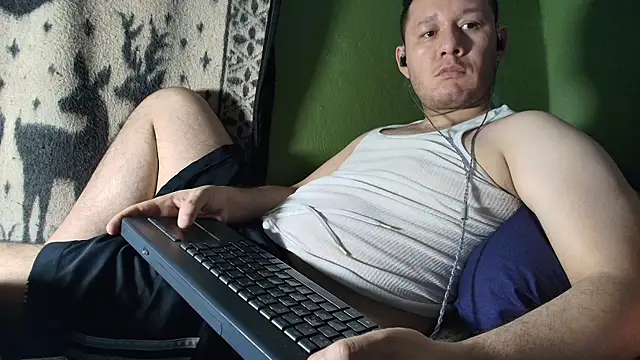 sweet cock28 online show from 22, 4, 2026