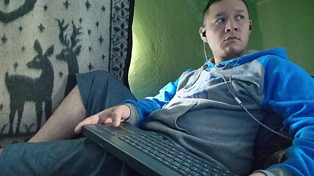 sweet cock28 online show from 17, 2, 2026