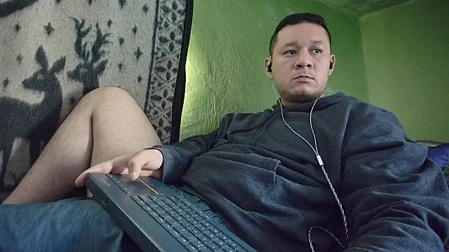 sweet cock28 online show from 24, 2, 2026