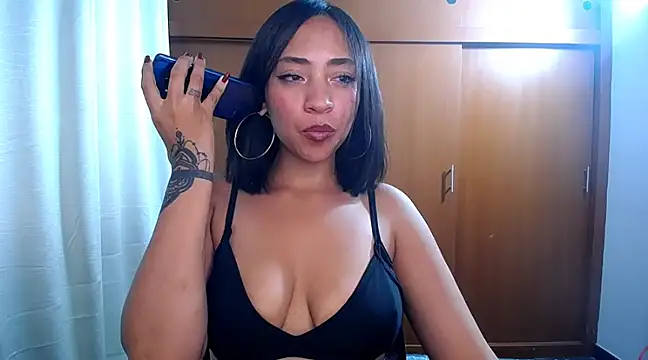 Danna Ross  online show from 6, 3, 2025