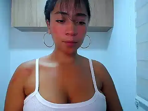 Danna Ross  online show from 12, 11, 2025