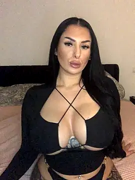 Mia-Bremer online show from 23, 11, 2025