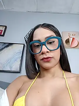Snapshot of Amber_Etan chatting on 5, 6, 2026 Amber Etan online show from 5, 6, 2026