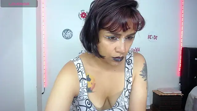 pinky violeta online show from 30, 5, 2026