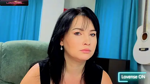 Katniss K online show from 2, 10, 2025