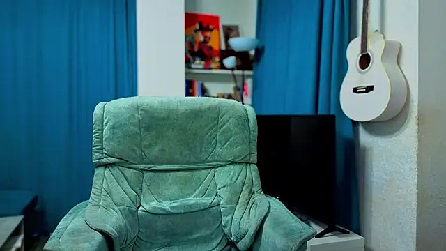 Katniss K online show from 5, 10, 2025