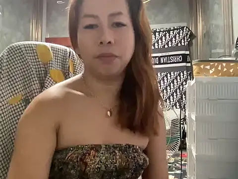 UrLove Marga online show from 10, 5, 2026