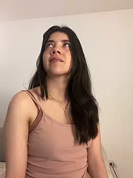 Snapshot of saori_10 chatting on 19, 9, 2025 saori 10 online show from 19, 9, 2025