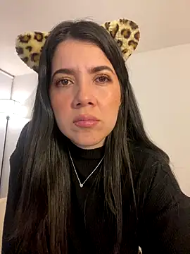 Snapshot of saori_10 chatting on 31, 10, 2025 saori 10 online show from 31, 10, 2025