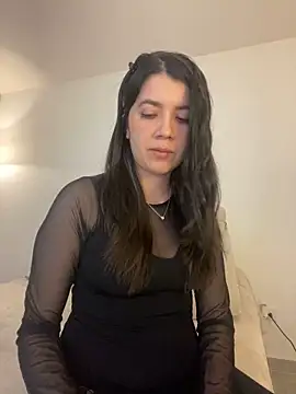 Snapshot of saori_10 chatting on 15, 12, 2025 saori 10 online show from 15, 12, 2025