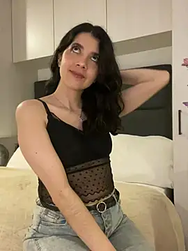 Snapshot of saori_10 chatting on 8, 12, 2024 saori 10 online show from 8, 12, 2024