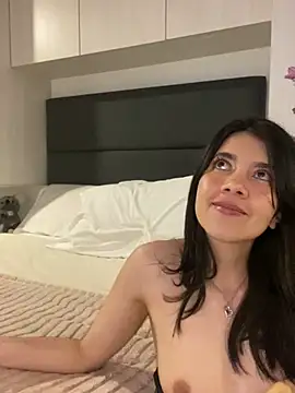 Snapshot of saori_10 chatting on 1, 1, 2025 saori 10 online show from 1, 1, 2025