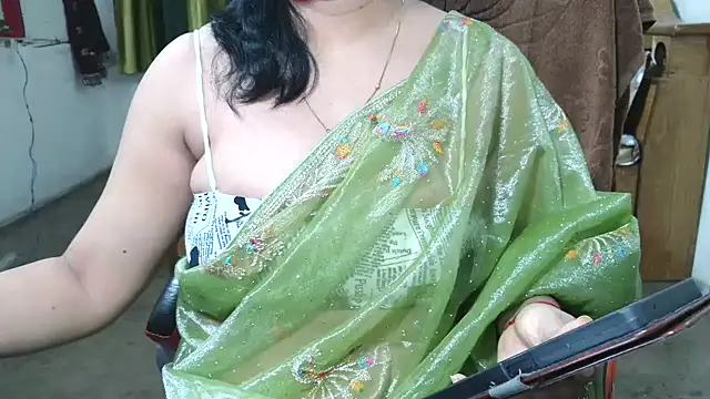 Snapshot of Cute_Mahi22 chatting on 19, 1, 2026 Cute Mahi22 online show from 19, 1, 2026