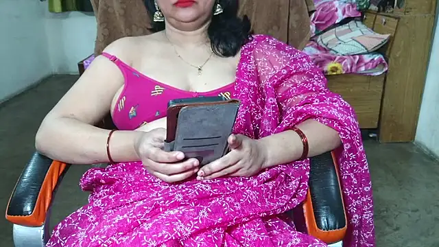 Snapshot of Cute_Mahi22 chatting on 10, 2, 2026 Cute Mahi22 online show from 10, 2, 2026