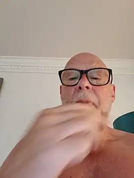 Tempted1973 online show from 26, 5, 2026