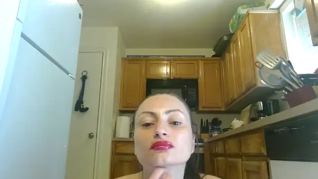 DiamondMonroeXo online show from 9, 9, 2025