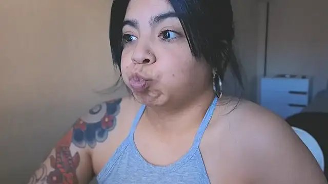 kimmiakiss22 online show from 21, 3, 2025