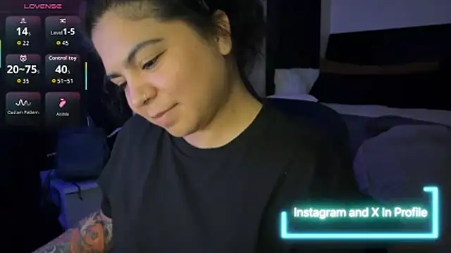 kimmiakiss22 online show from 13, 10, 2025