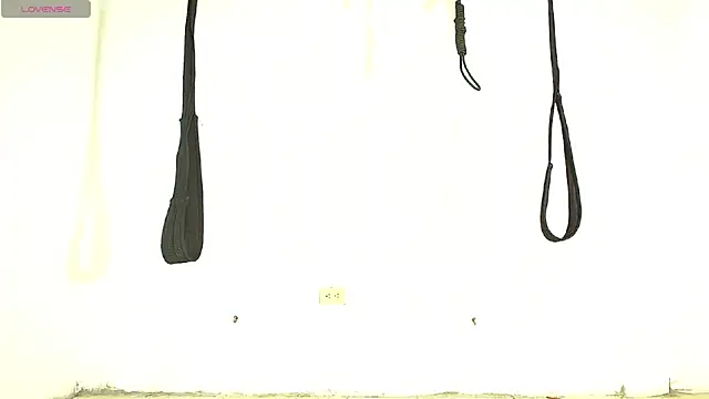 Snapshot of dangerouslyhot chatting on 5, 11, 2025 dangerouslyhot online show from 5, 11, 2025