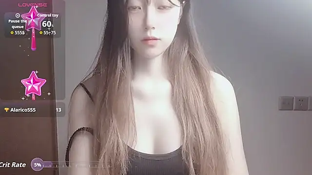 Snapshot of VaerySaenz chatting on 17, 10, 2025 VaerySaenz online show from 17, 10, 2025