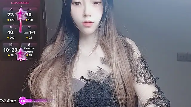 Snapshot of VaerySaenz chatting on 19, 11, 2025 VaerySaenz online show from 19, 11, 2025