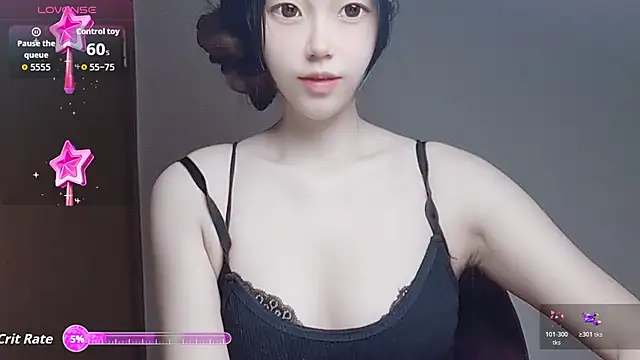 Snapshot of VaerySaenz chatting on 28, 11, 2025 VaerySaenz online show from 28, 11, 2025