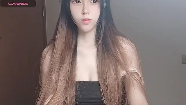 Snapshot of VaerySaenz chatting on 18, 11, 2025 VaerySaenz online show from 18, 11, 2025