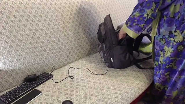 zarinafonliberman online show from 5, 10, 2025