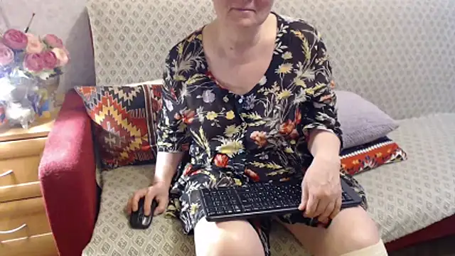 Snapshot of zarinafonliberman chatting on 19, 5, 2026 zarinafonliberman online show from 19, 5, 2026