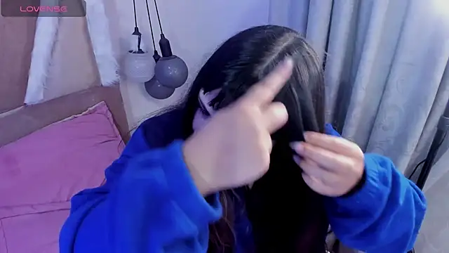 xhinata hyugax online show from 11, 3, 2026