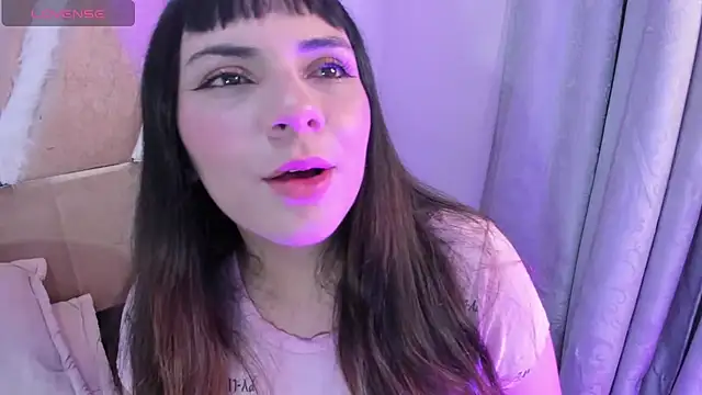 xhinata hyugax online show from 15, 1, 2026