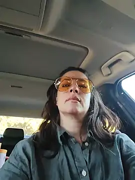 highly inappropriate online show from 24, 6, 2026
