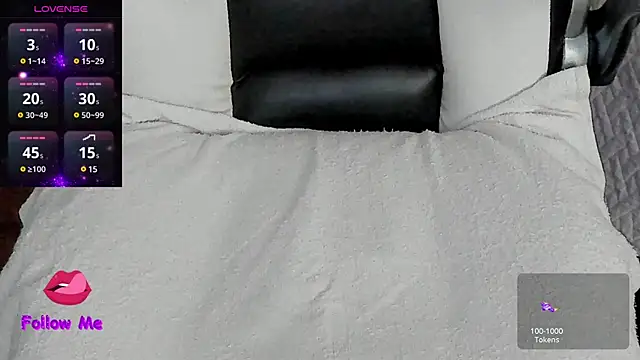 natasha logan  online show from 23, 3, 2025