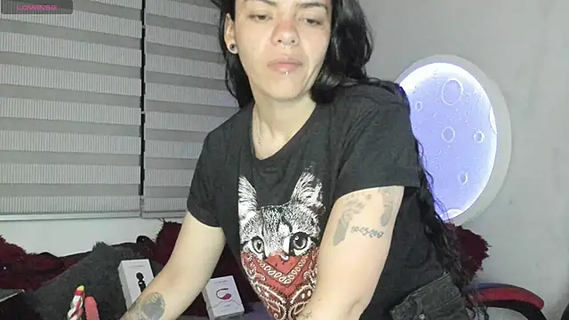 Snapshot of natasha_logan_ chatting on 23, 6, 2026 natasha logan online show from 23, 6, 2026