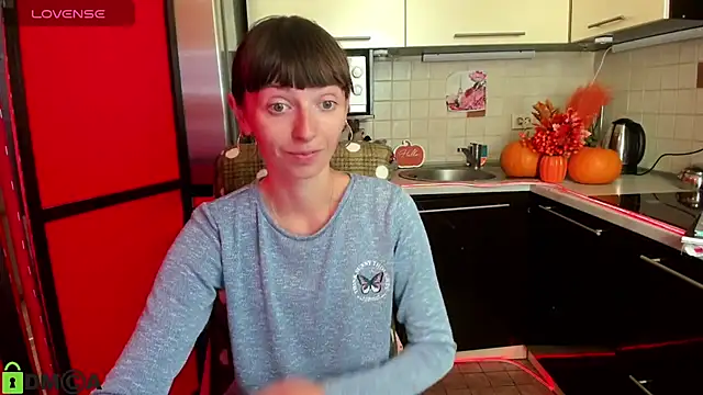 TayanaJons online show from 20, 9, 2025