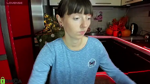 TayanaJons online show from 9, 10, 2025