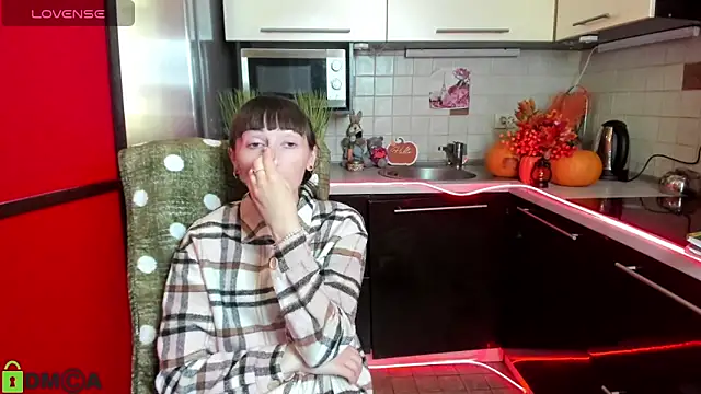 TayanaJons online show from 24, 10, 2025