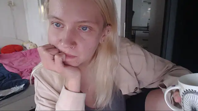 amanda kiss kiss online show from 27, 10, 2025